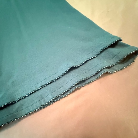 NWOT Sejour Green Sleeveless Blouse with Tiered Beaded Hem Size 1X MSRP $128 - Picture 4 of 8